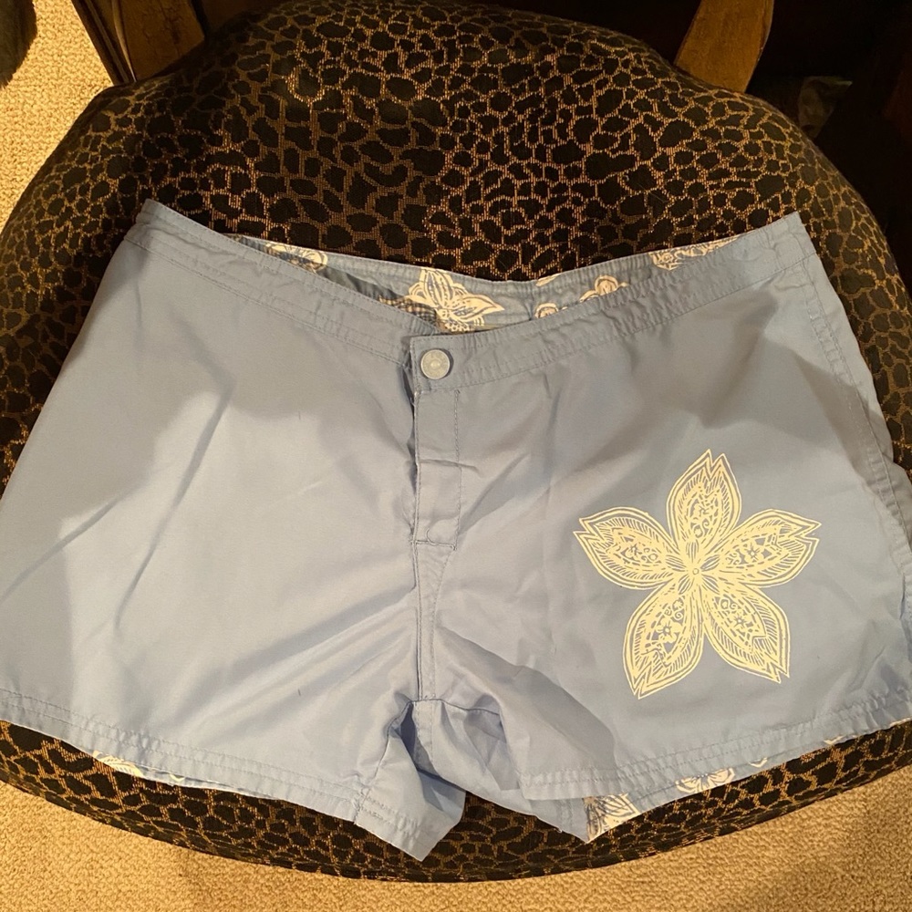 Reversible board shorts
